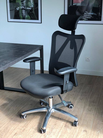 Fotel ANGEL Europa – Obrotowy Fotel Ergonomiczny do Biura